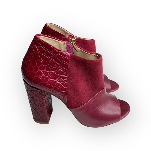 Trina Turk ❉ Los Gatos Heeled Leather + Suede Peep Toe Ankle Bootie ❉ Wine ❉ 5M - Picture 3 of 16